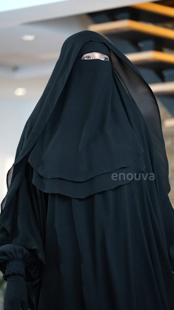 ⁦غشوة بستر ناعم ومظهر ملكي⁩ - الصورة ⁦6⁩