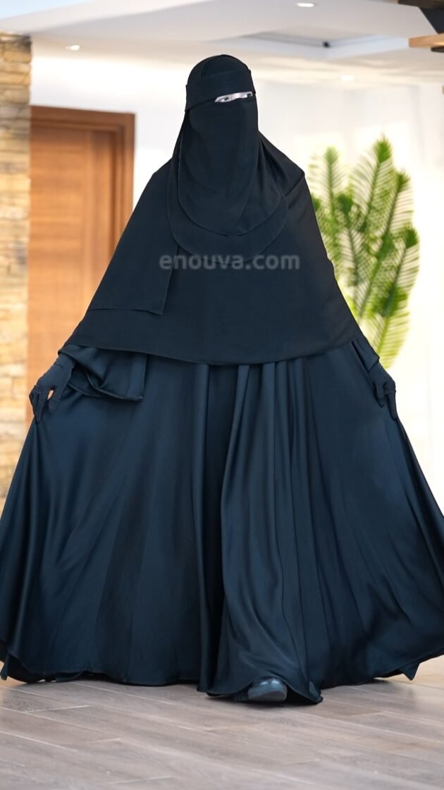 عباءة الدوبل كلوش بمعناها الحقيقي